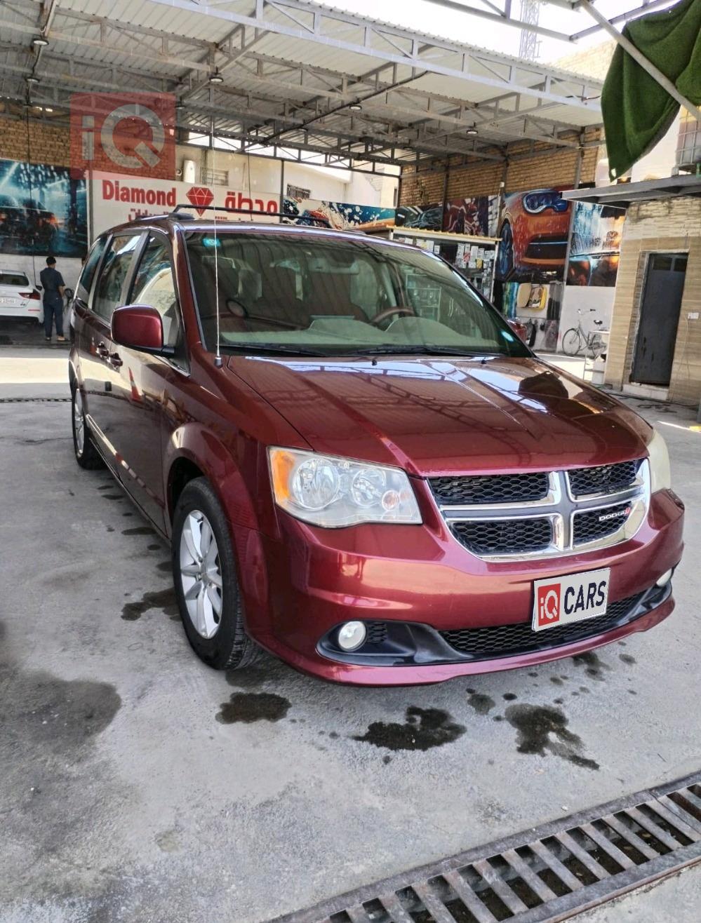 دودج جراند كارافان